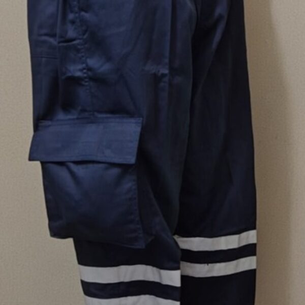 CV. Paper Indonesia Celana Cargo Pelindo (3) CV. Paper Indonesia Celana Cargo Pelindo (3)